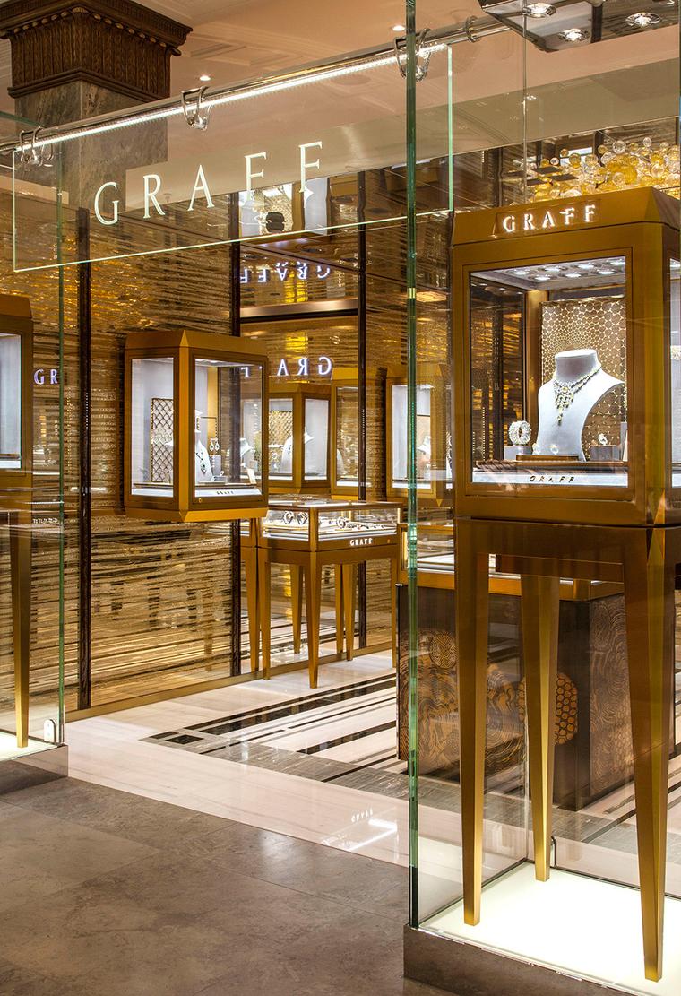The newest of its three London showrooms, the Graff boutique at Harrods was designed by Graff’s in-house interior design team.