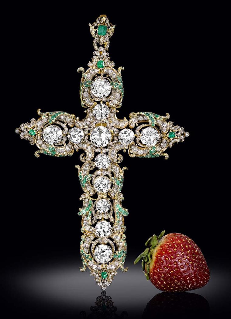 Previously owned by Pope Paul VI (1963-1978), a gold cross carved in a classic Edwardian style and set with diamonds (60ct) is on sale with M.S. Rau Antiques in New Orleans.