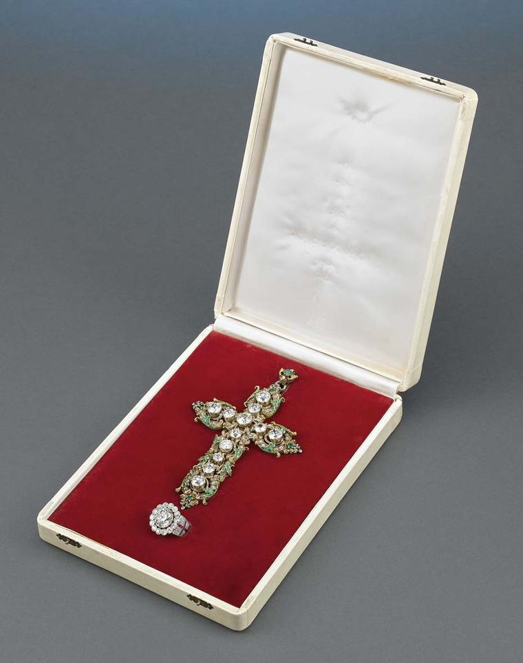 Since being sold by Pope Paul VI in 1967 to raise money for human relief funds, the diamond cross and ring have had several owners, including Chicago jeweller Harry Levinson and daredevil Evel Knievel.