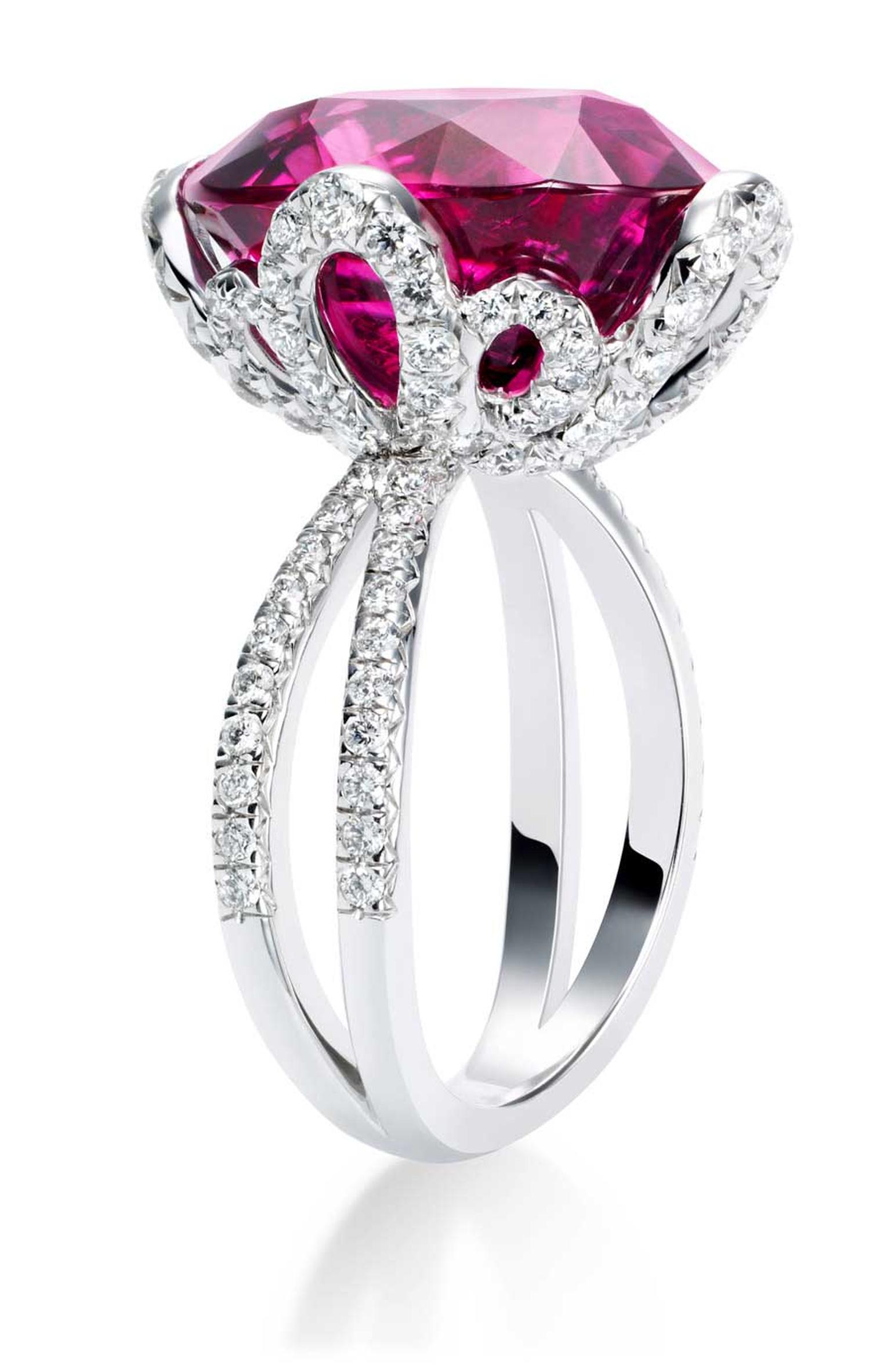 Piaget Couture Pre´cieuse gold ring featuring 1 oval-cut rubellite (approx. 13.23 cts) and 120 brilliant-cut diamonds.