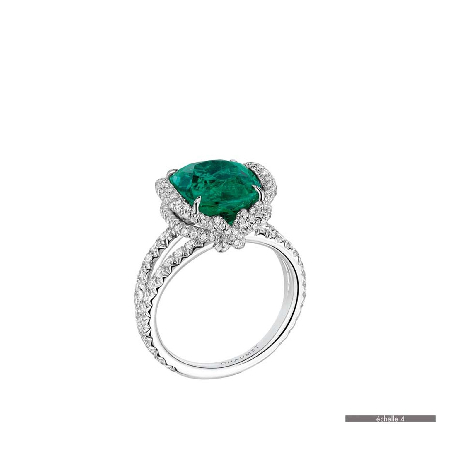 Chaumet Liens ring in white gold featuring 147 brilliant-cut diamonds and a cushion-cut emerald (6.42ct).