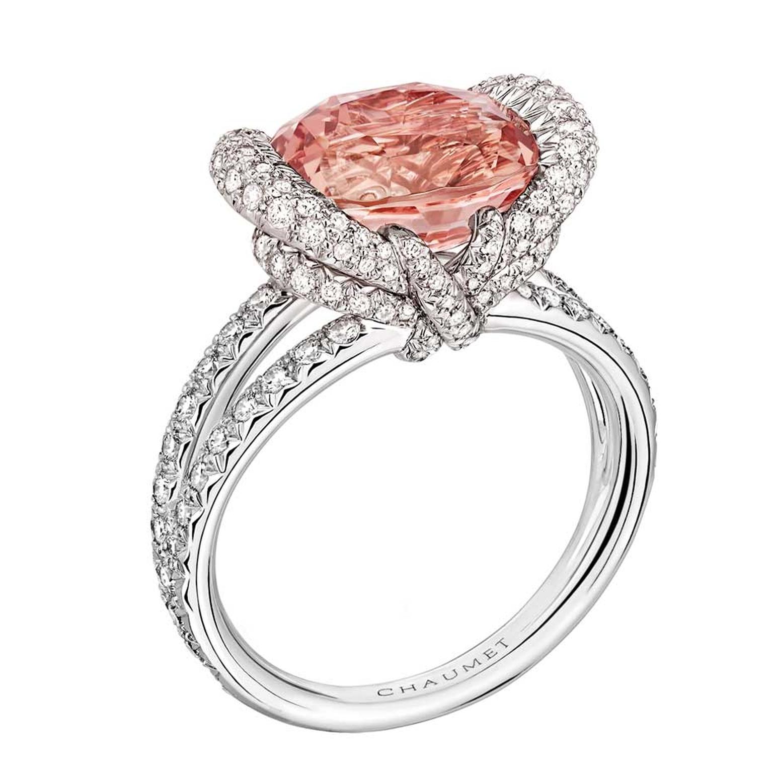 Engagement rings by Chaumet - Rings in gold, platinum or diamonds