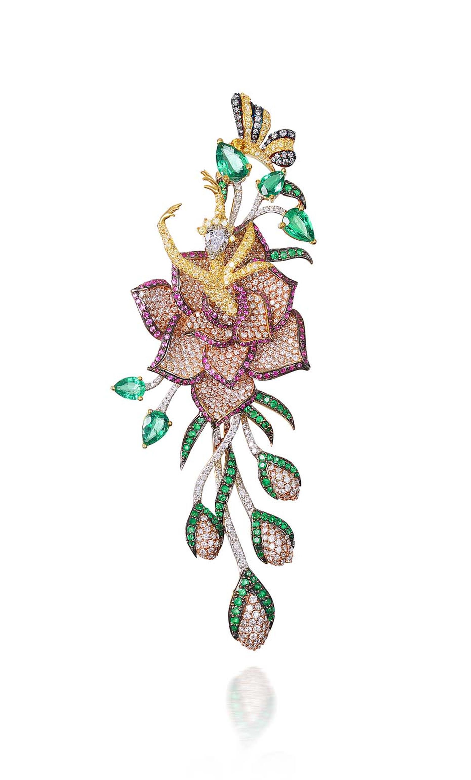 Lot 4, a brooch and hairpiece by Hazoorilal Jewellers, studded with white and yellow diamonds alongside Gemfields emerald and rubies (estimate: INR 2,100,000 - 2,500,000; $35,000 - 42,000)