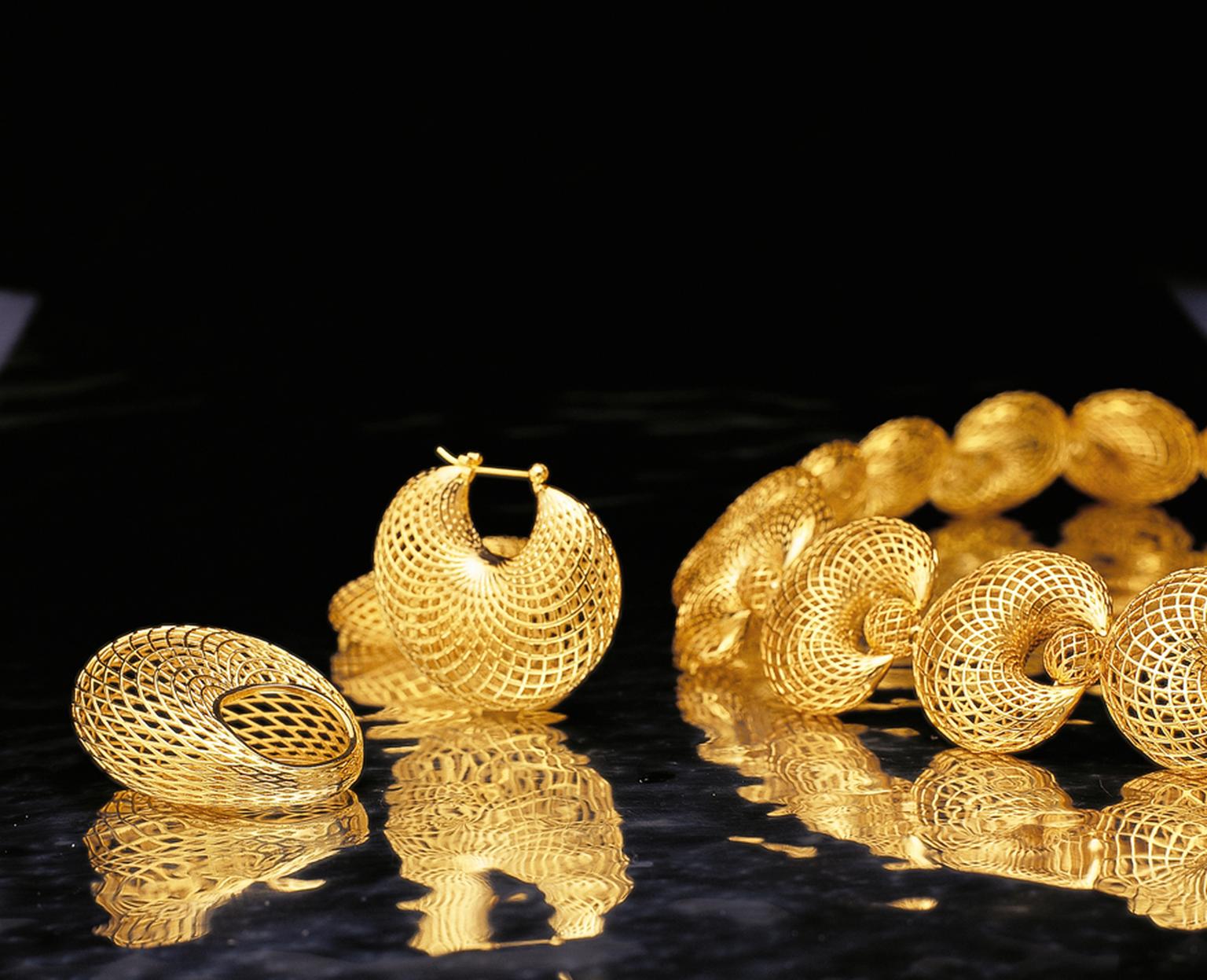 Myungji Ye Blooming Series jewels, crafted in yellow gold