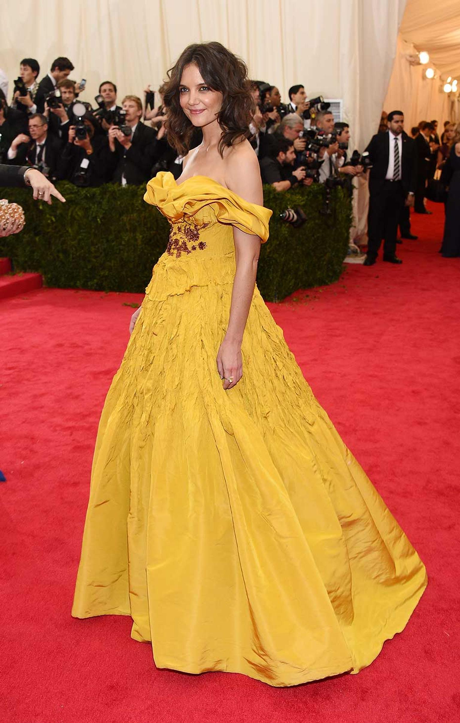 Katie Holmes coordinated her jewels with her yellow Marchesa gown: more than $2 million of Harry Winston yellow diamonds