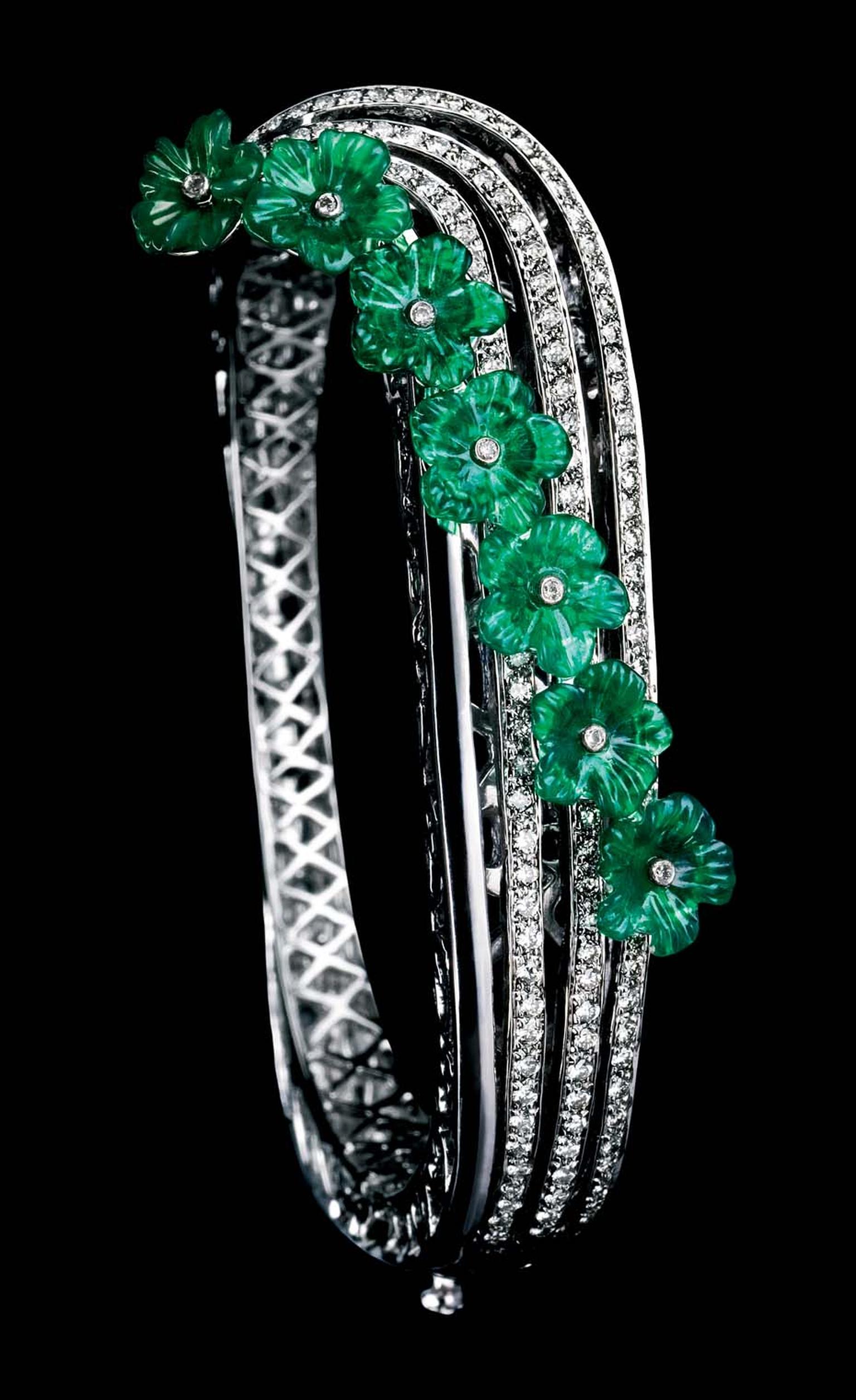 MINAWALA Festival of Emeralds collection bracelet in white gold with diamonds and green agate