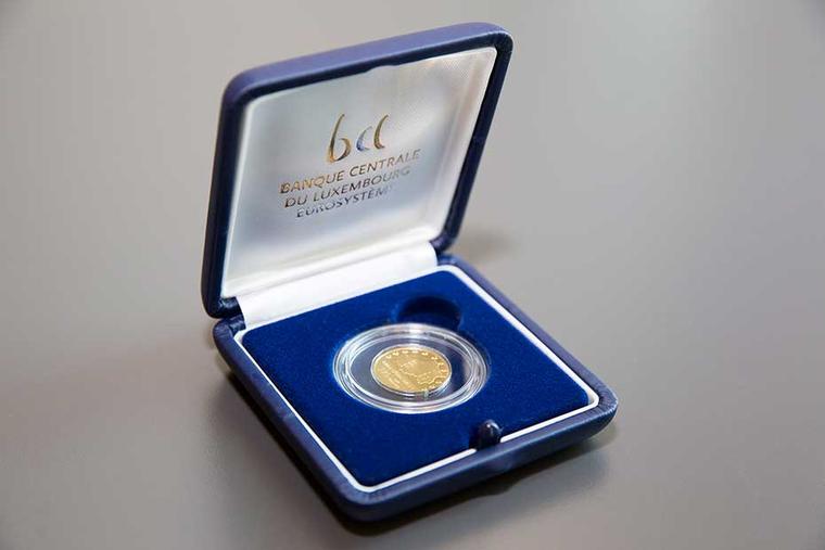 Small-scale artisanal miners in Peru produced 15 kilos of gold after the bank commissioned Fairtrade Letzebuerg to make 2,500 gold coins to celebrate the 175th anniversary of Luxemburg’s independence.