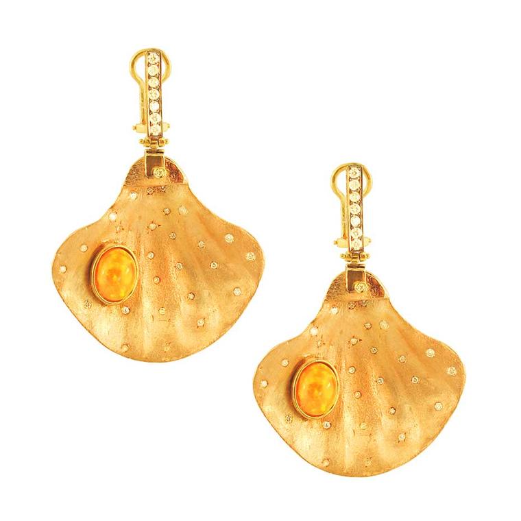 Silvia Furmanovich shell earrings.