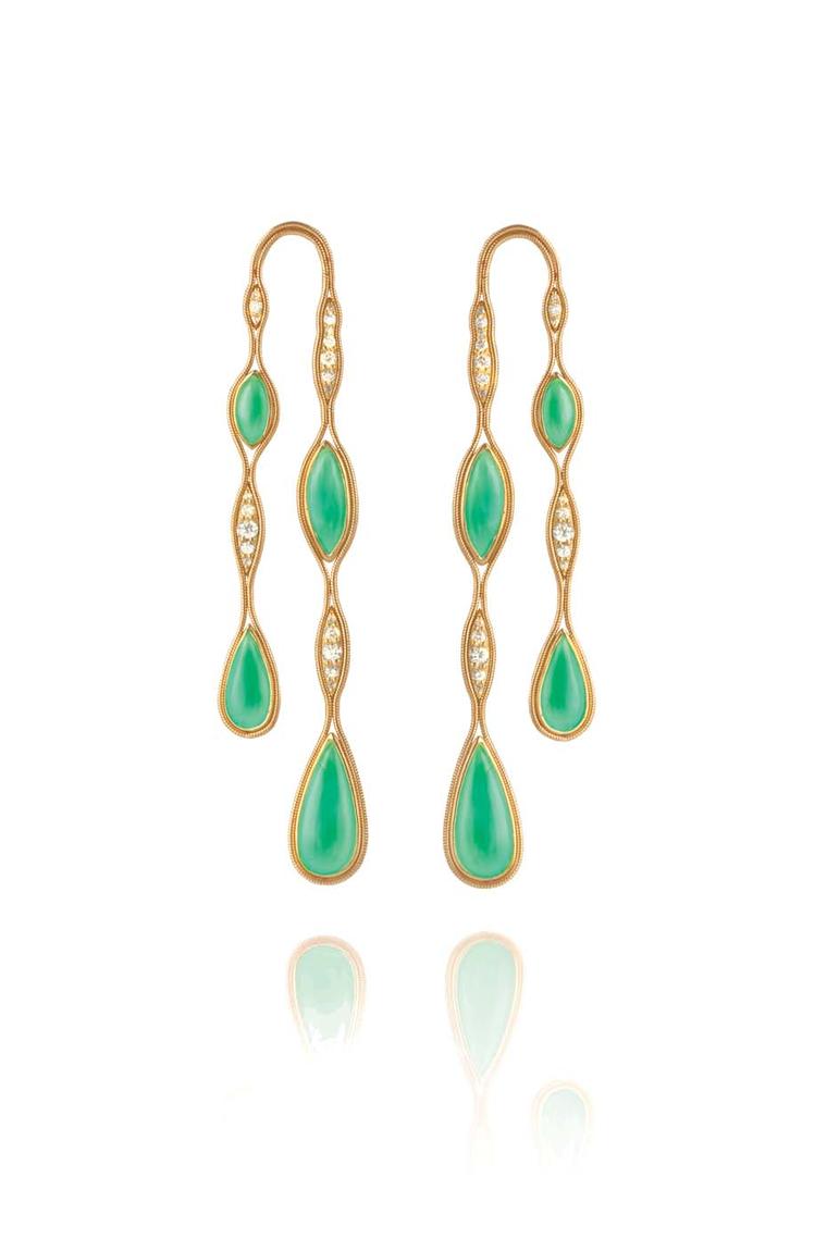 Fernando Jorge Fluid Doubled yellow gold earrings featuring diamonds and chrysoprase.