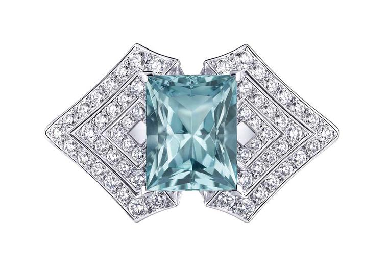 Louis Vuitton Acte V Genesis ring featuring a green emerald-cut beryl surrounded by brilliant-cut diamonds.