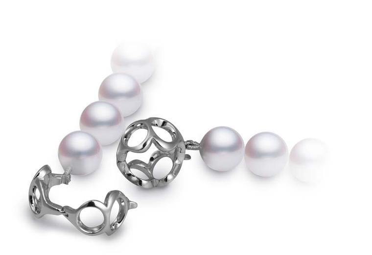 The innovative clasp, which is made up of circles to form numerous number eights, means that Mikimoto's 88 necklace can be worn in a multitude of ways.