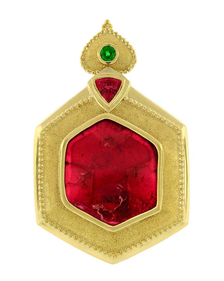 Tourmaline jewellery: the gemstone that touched a rainbow