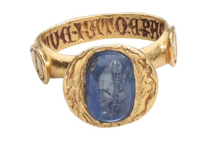 Les Enluminures medieval sapphire and gold ring.