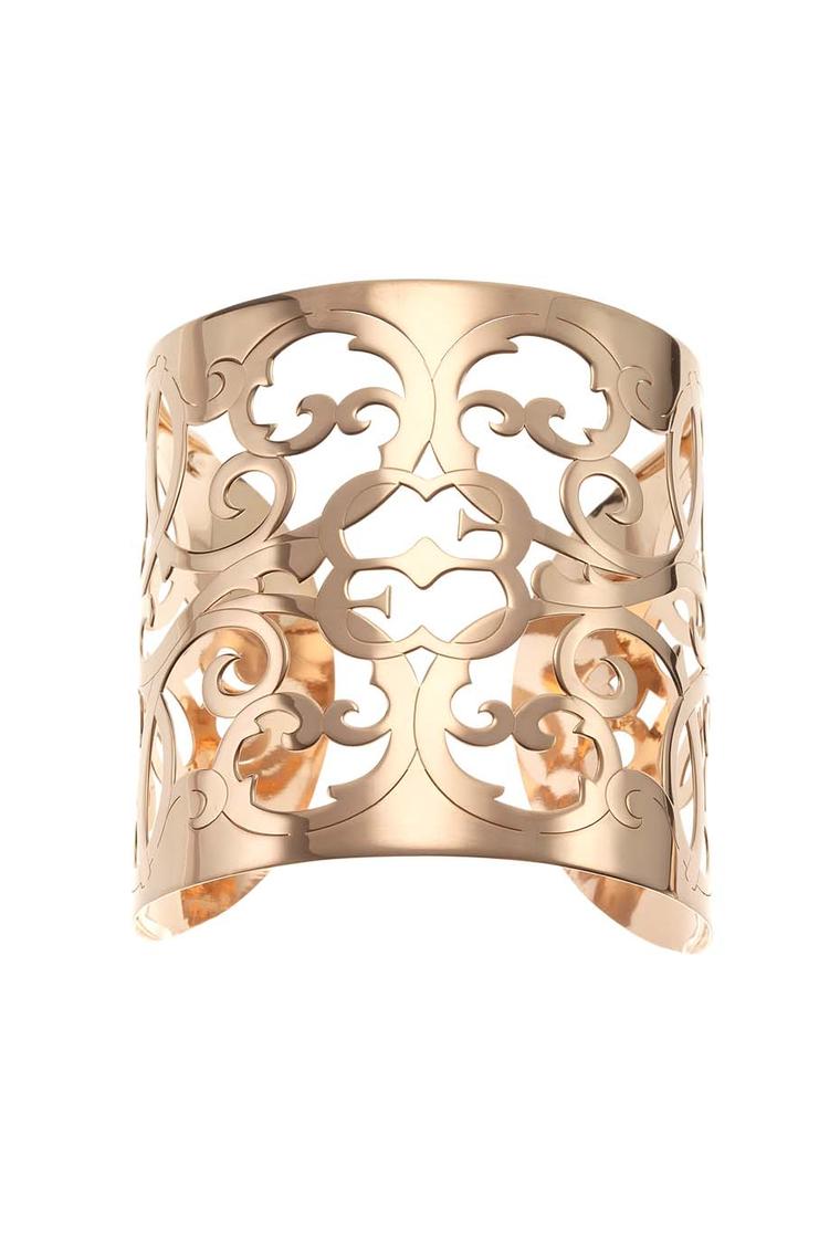 Elena C Celosías collection cuff bracelet in rose gold-plated silver (395€).