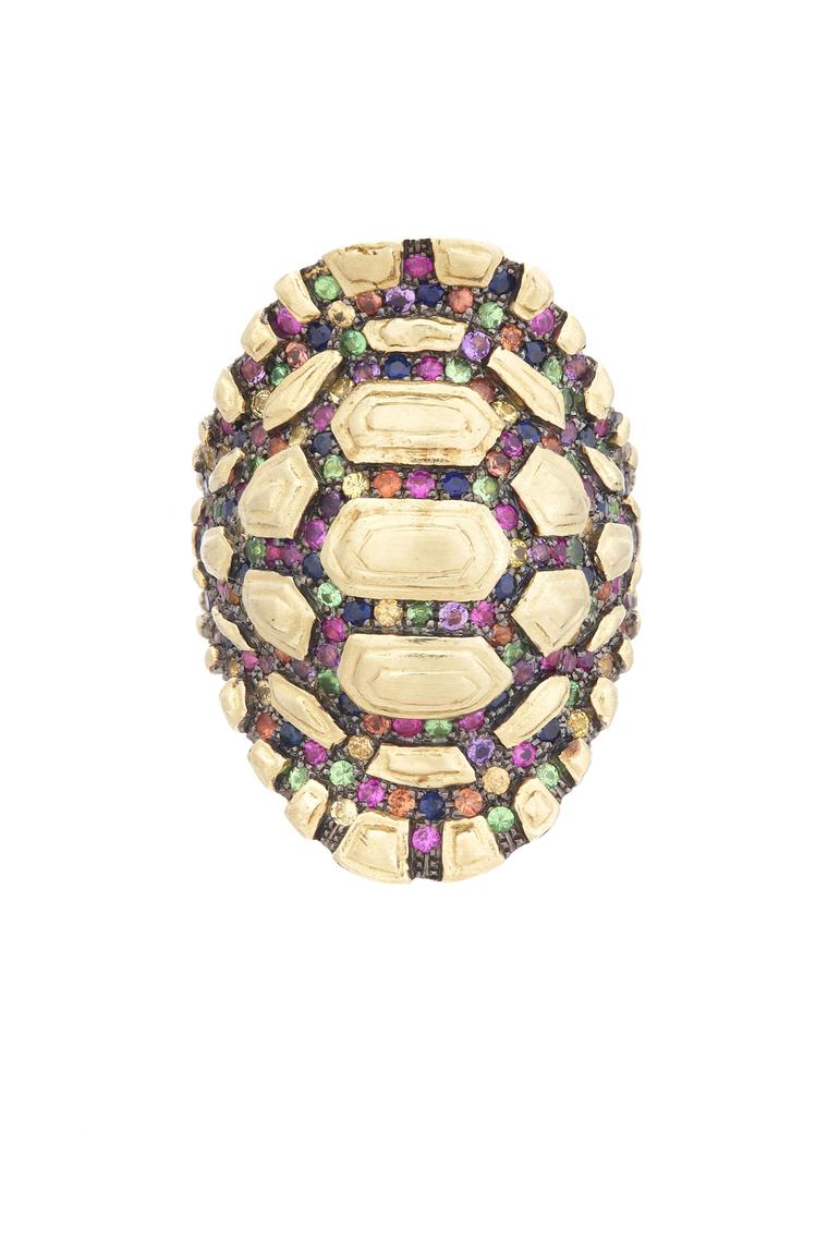 Venyx Reptilia Tartaruga Rainbow Madagascar ring in yellow gold with multi-coloured gemstones.