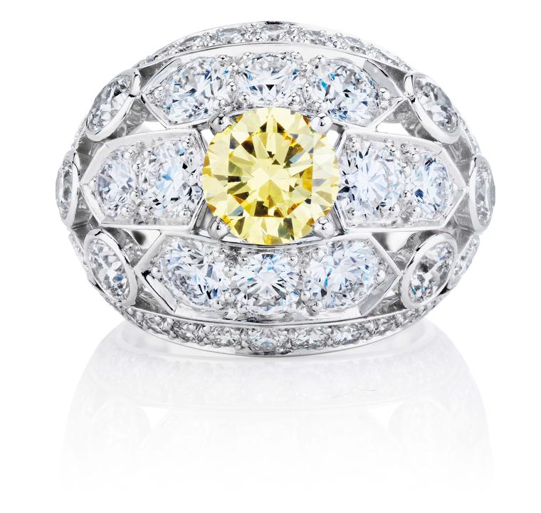 De Beers 1888 Creative Solitaires Phenomena Frost Flower ring, set with a central yellow diamond.