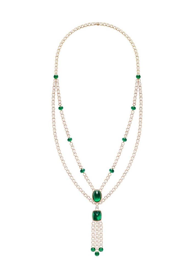 Extremely Piaget collection necklace in pink gold set with 48.54ct emerald beads, 29.57ct brilliant-cut diamonds, a 25.38ct oval cabochon-cut emerald and a 20.27ct sugarloaf emerald.