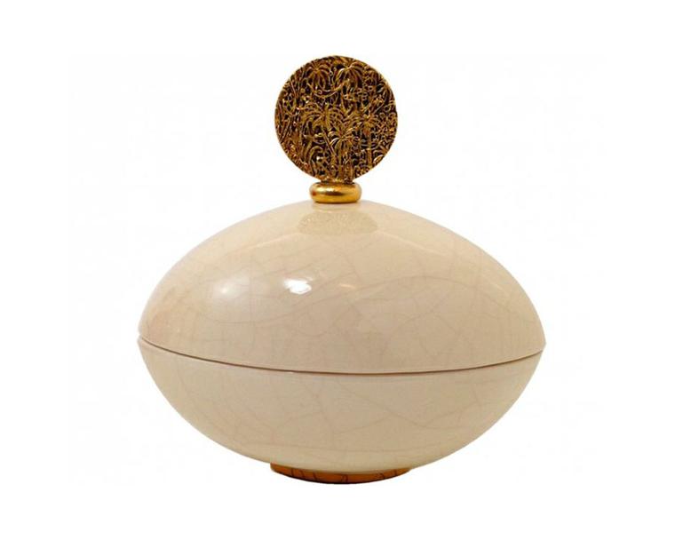 Jean Boggio Oval box in ivory.