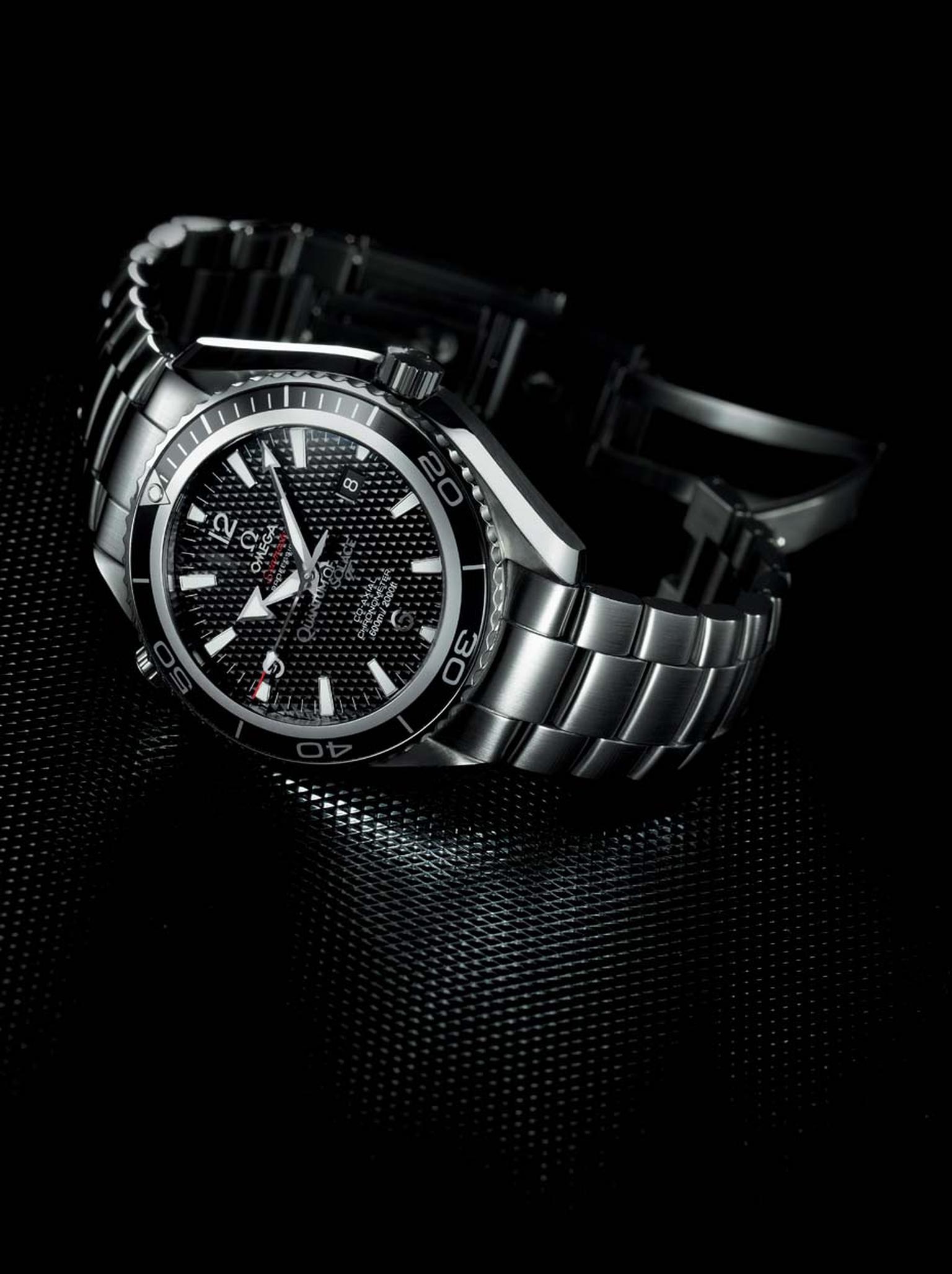 This limited edition of 5,007 pieces of the Omega Seamaster Planet Ocean 600m watch was produced to mark the release of Quantum of Solace.