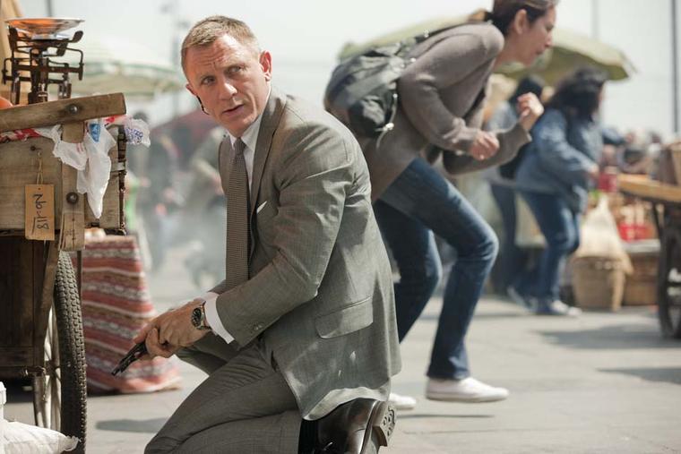 Daniel Craig in Skyfall sporting the OMEGA Seamaster watch.