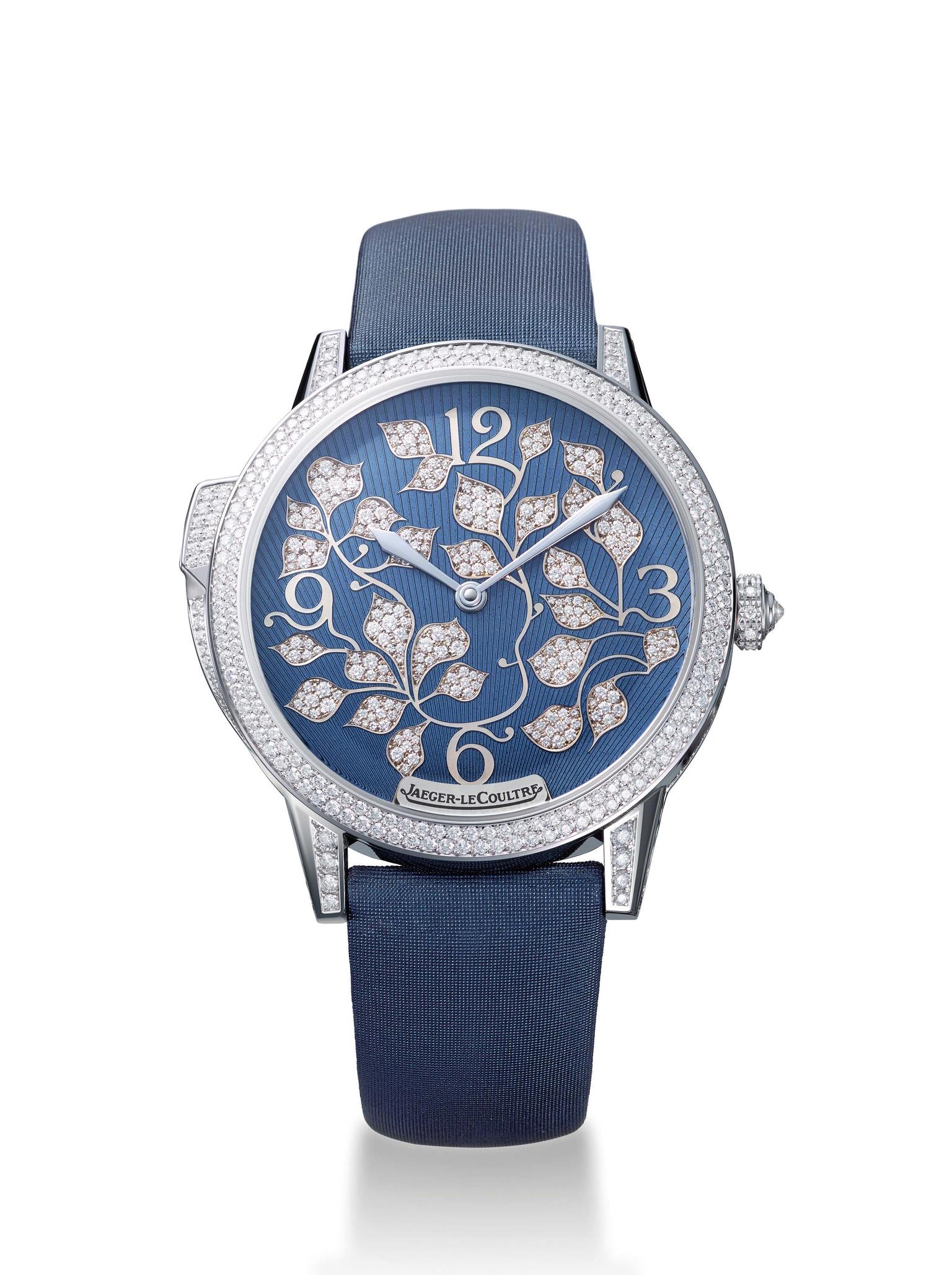 Daniel Riedo, CEO of Jaeger-LeCoultre, and his team, has unveiled the new Rendez-Vous Ivy Minute Repeater watch at Watches&Wonders in Hong Kong - the first minute repeater designed exclusively for women by the Swiss watchmaker.
