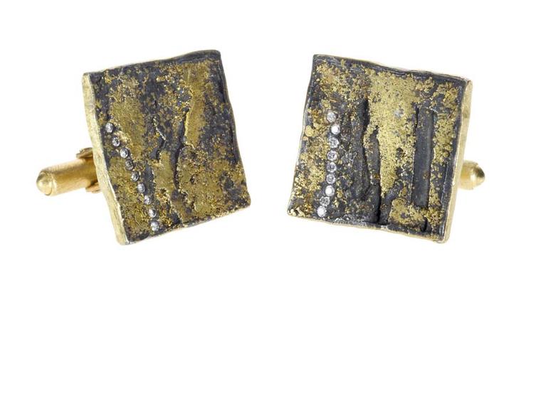Yellow gold cufflinks from the Todd Reed Men's Jewelry Collection with a silver patina, set with brilliant-cut diamonds.