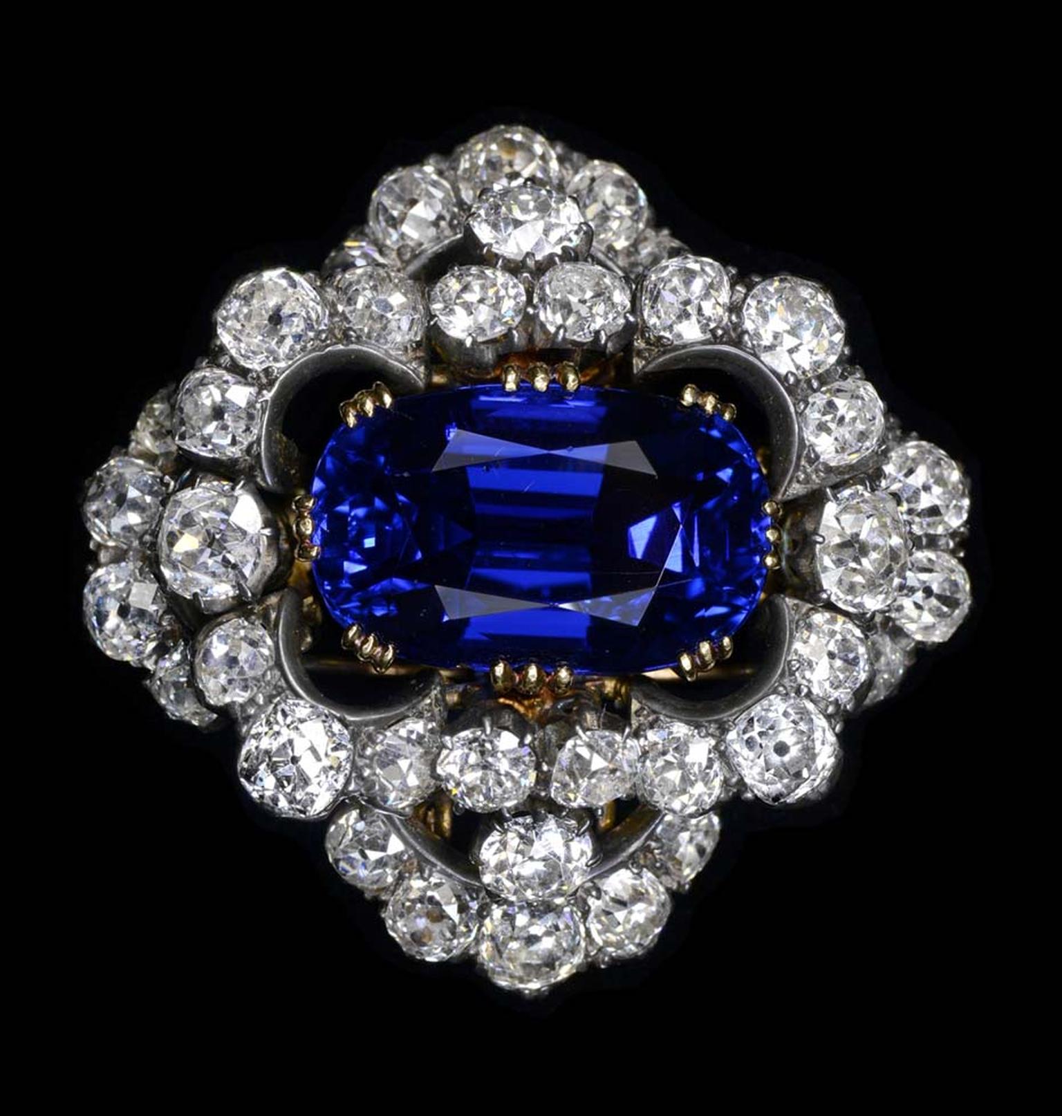 Dehres from Hong Kong is bringing this magnificent non-heated 37.29 carat Burmese sapphire brooch, given to Elizabeth Taylor by her husband Richard Burton, to Fine Art Asia 2014.
