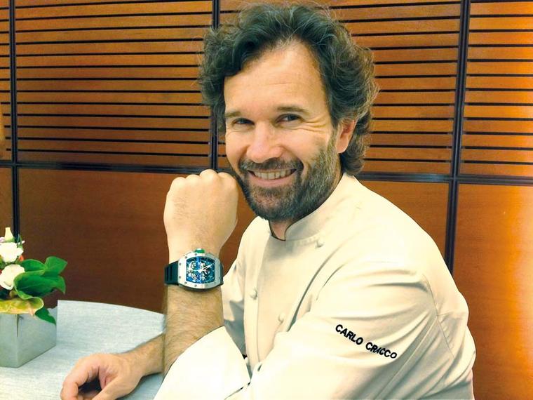 Italian chef Carlo Cracco is the most recent friend to join the Richard Mille family. A celebrity in Italy, where food is king, his restaurant Cracco-Peck was awarded two Michelin stars and he recently appeared on Italian TV as the star of Masterchef Ital
