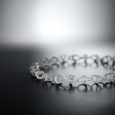 Walid Akkad jewellery: minimalist settings let the stones seduce with ...