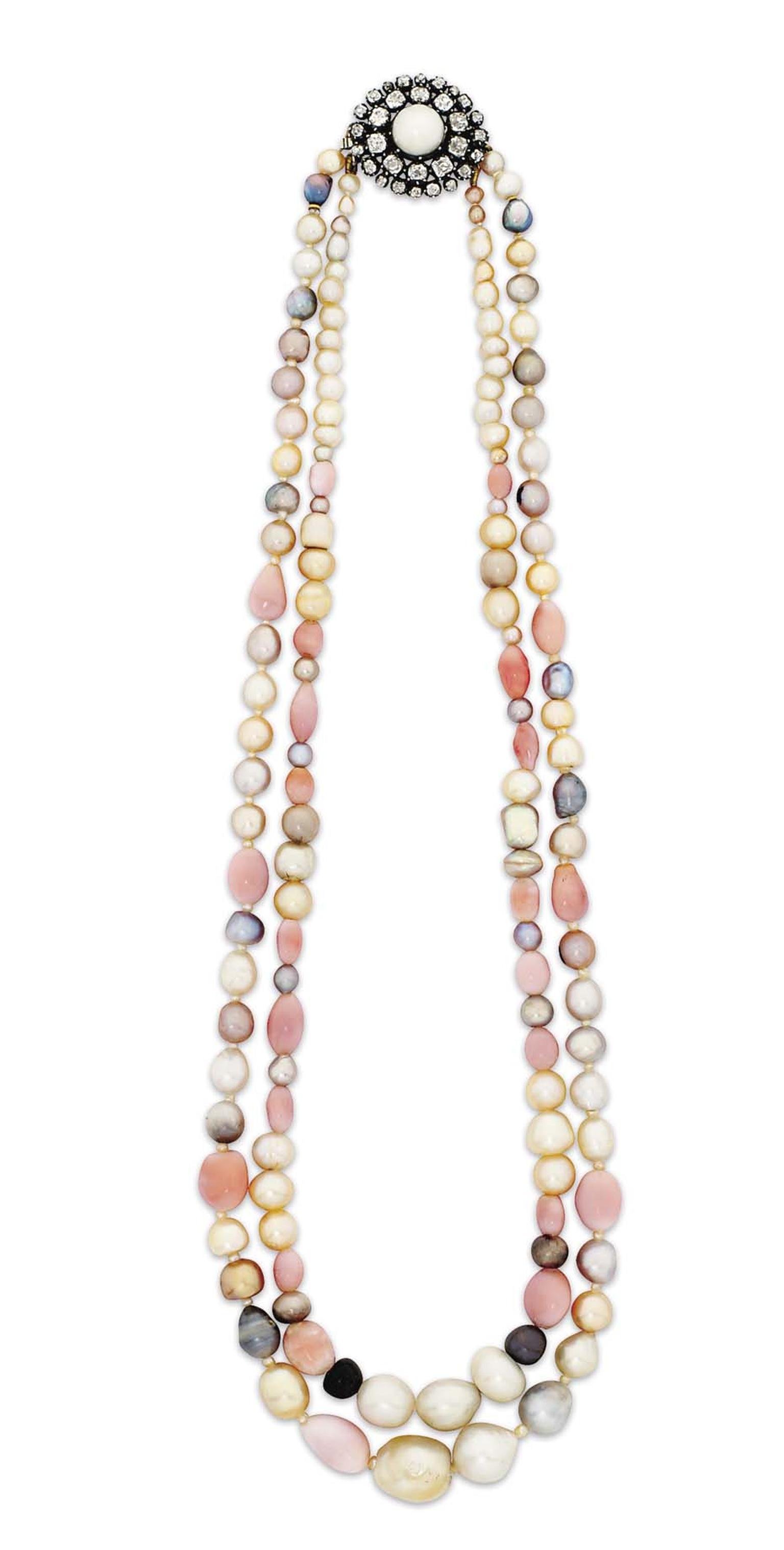 Lot 334 is not the most expensive or even the most beautiful, but it is intriguing: a late 19th century conch pearl necklace with a mix of natural and nubby conch pearls sold for £11,875, (estimate: £3,000-5,000).