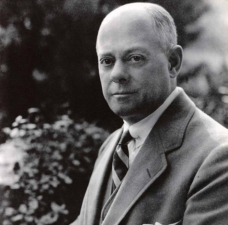 Henry Graves was brought up in the lap of luxury and obsessed with possessing the very best of everything, be it homes, antiques or paintings, and indulged his appetites with abandon.