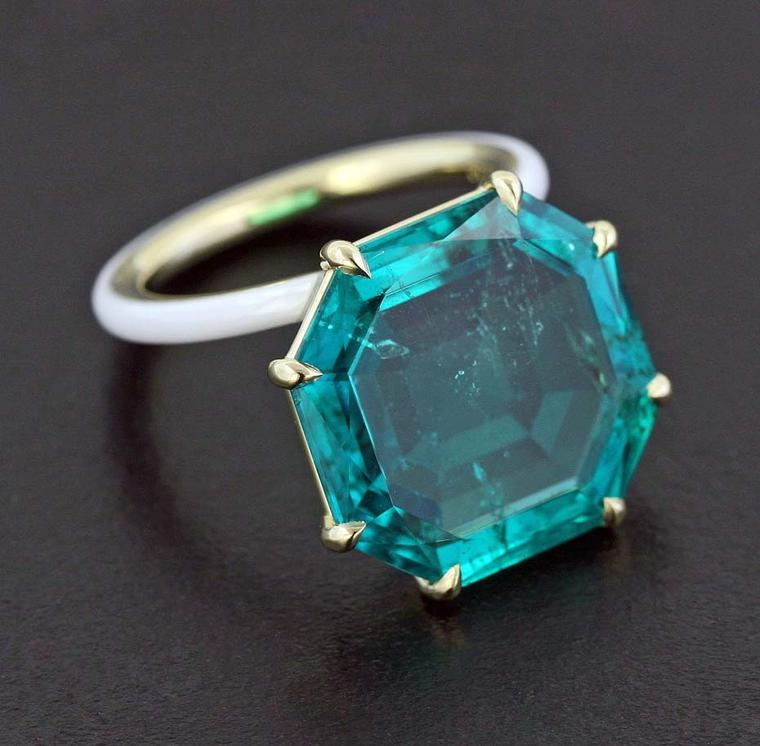 James de Givenchy Taffin emerald, white ceramic and yellow gold ring.