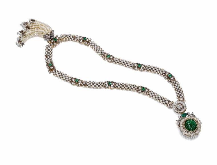 The attention to detail displayed on the necklace to be sold by Bonhams is nothing short of amazing. Every single surface of this opulent statement piece is bejewelled, including the back of the necklace, even though it is hidden when worn.
