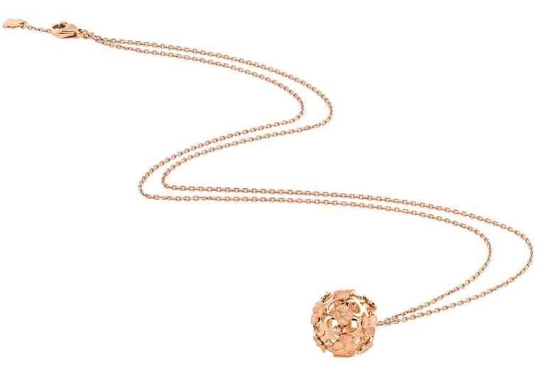 Chaumet Hortensia rose gold necklace (£2,030).