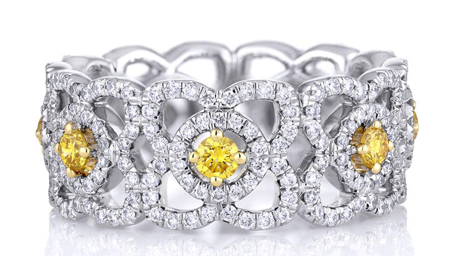 De-Beers-Enchanted_Lotus_Band_with_Yellow_Diamonds