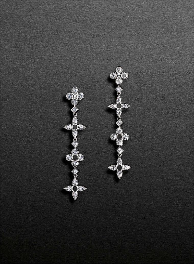 Louis Vuitton Dentelle de Monogram diamond earrings in white gold.