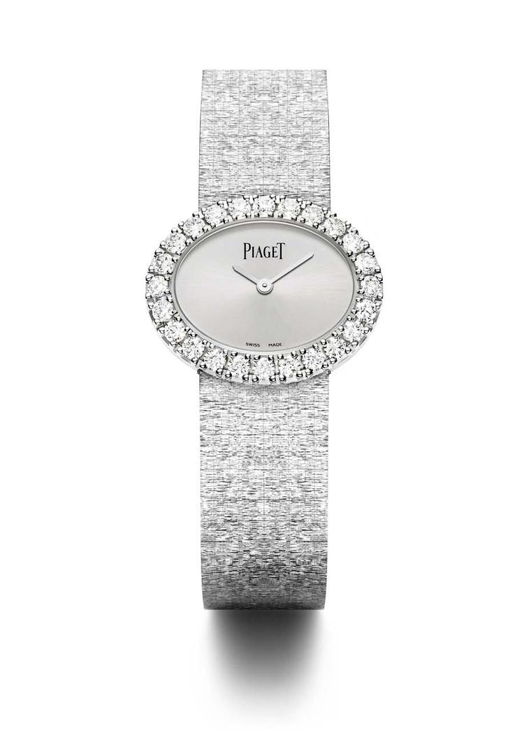 The dials of the new Traditional Oval watches are a soft silver tone allowing the claw-set diamonds on the bezel to shine with their own light.