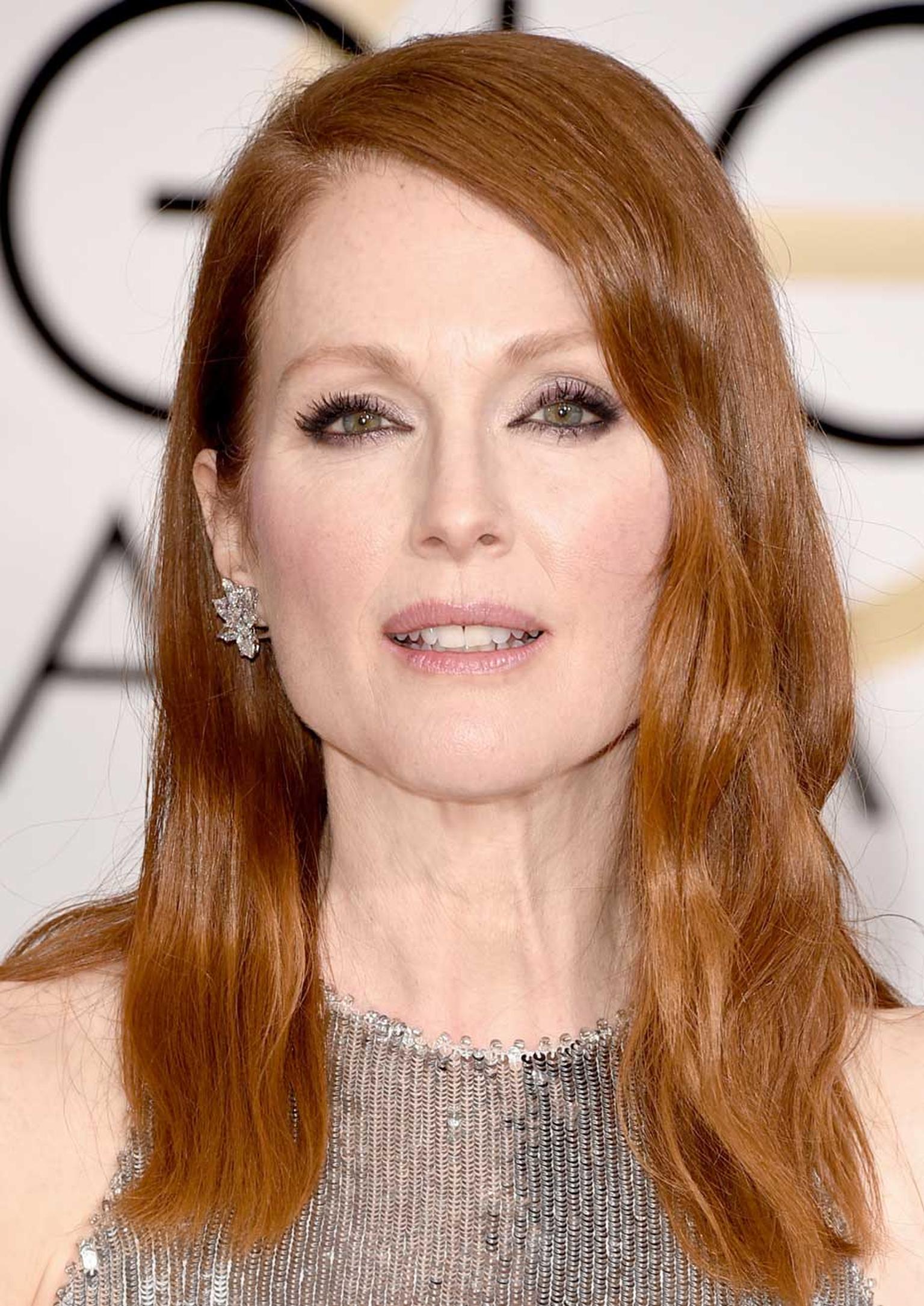 Julianne Moore wore Chopard diamonds from the High Jewelry Collection at the 2015 Golden Globes.
