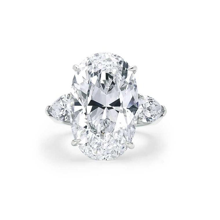 American actress Kate Hudson also wore this Forevermark diamond ring, which features a 14.58ct oval Forevermark diamond with pear diamonds set in platinum.