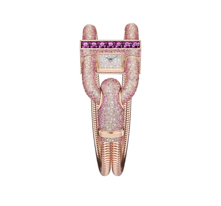 The Van Cleef & Arpels Cadenas Pavée Saphirs Roses watch in rose gold set with diamonds and pink sapphires.