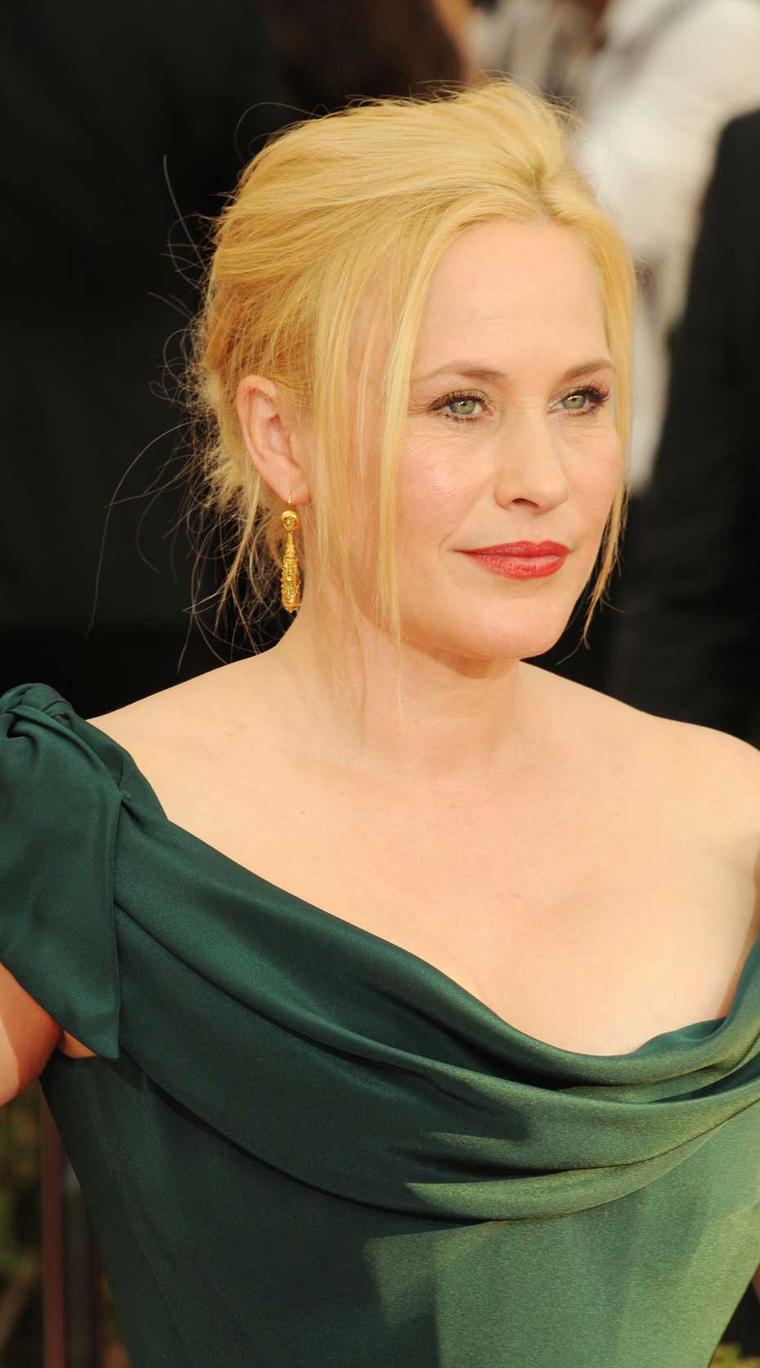Patricia Arquette, who won an award for Outstanding Performance by a Female Actor in a Supporting Role, also wore Fred Leighton jewelry on the red carpet at the 2015 Screen Actors Guild Awards.