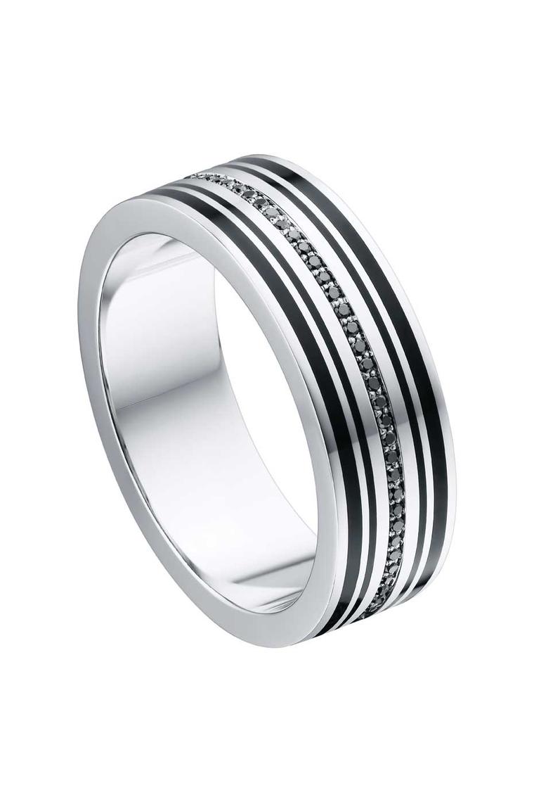 Alexander Arne ring for men in white gold and enamel with black diamonds.