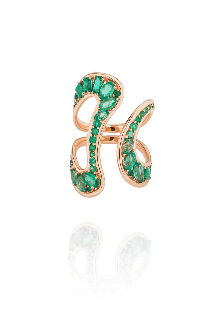 Fernando Jorge Stream emerald ring in rose gold.