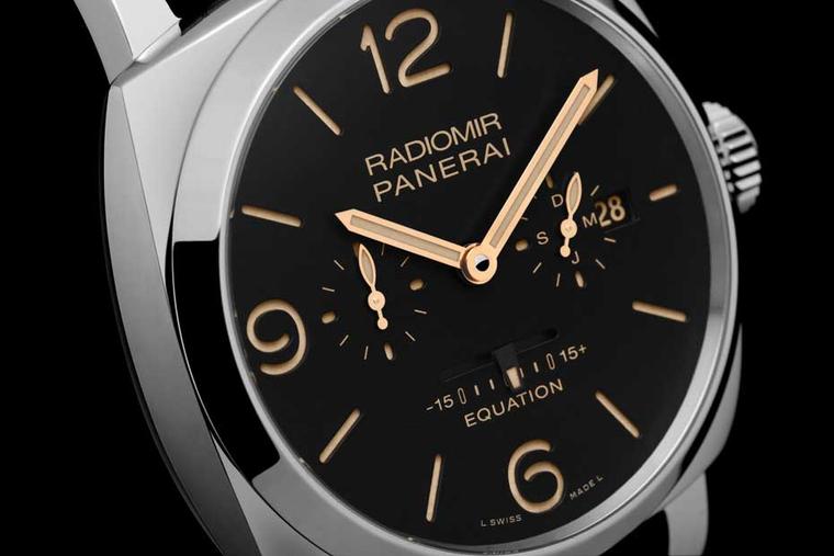 The Radiomir 1940 retains its formidable Panerai watch identity and features the classic sandwich structure invented by Panerai in the late 1930s - an ingenious invention that is basically two discs placed on top of one another. The disc on the bottom is 