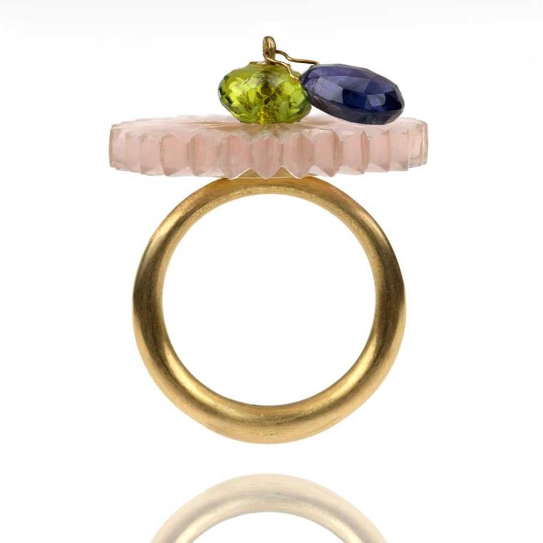Alice Cicolini Disk Ring in gold with a peridot bead and iolite drop from the Stone Temple series.