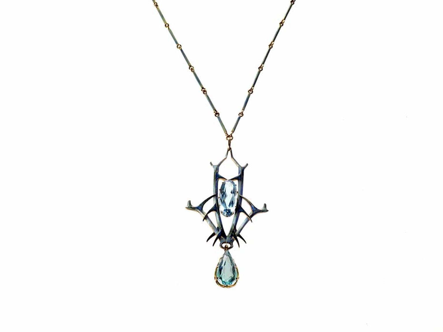 René Lalique made his name as one of France’s foremost Art Nouveau jewellery designers and his jewels often featured aquamarines, such as this aquamarine pendant that was on display as part of the Maker & Muse exhibition at the Driehaus Museum in