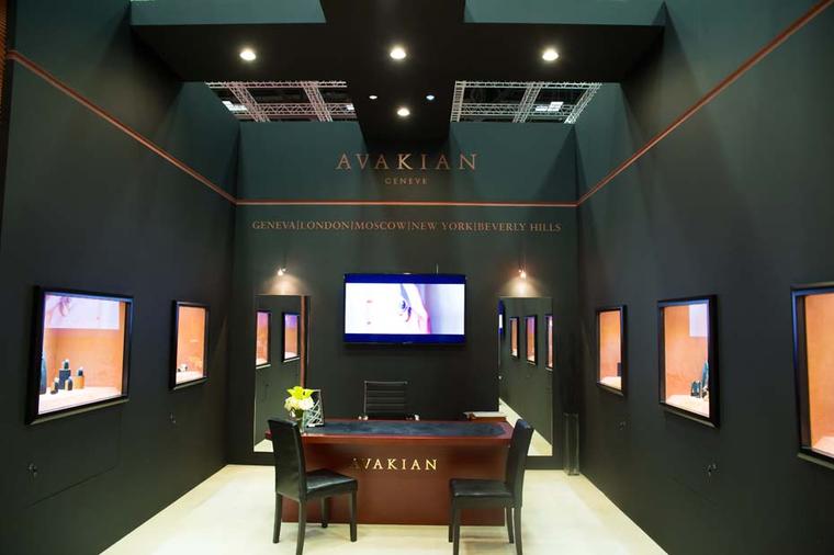 International Jewellery house Avakian will be showing a selection of its high jewellery, influenced by colourful stones and bold designs, at the DJWE.