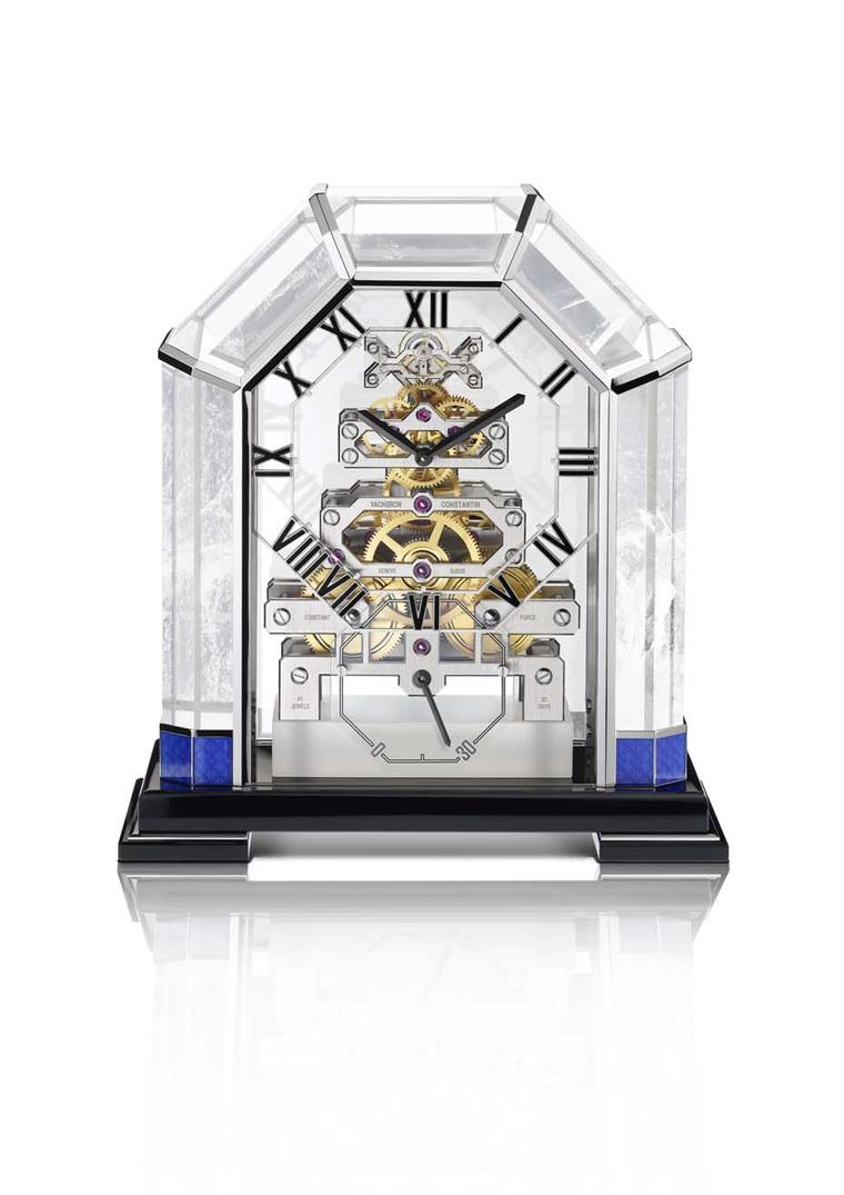 the Arca, a unique and beautifully crafted clock made from rock crystal. It offers a clear view of the open-worked, manual-winding calibre 9260. Built around seven hand-bevelled bridges, the exceptional power reserve of 30 days means that the clock will o