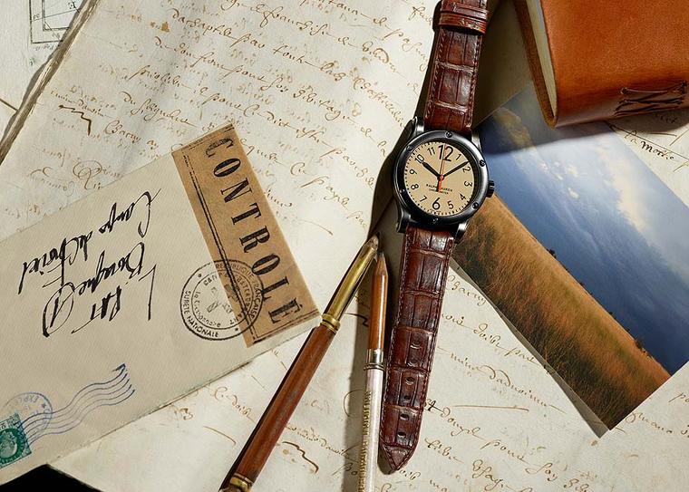 Ralph Lauren Safari RL67 Chronometer men's watch is an ideal travel companion combining its handsome, rugged looks with a precision Swiss mechanical movement.