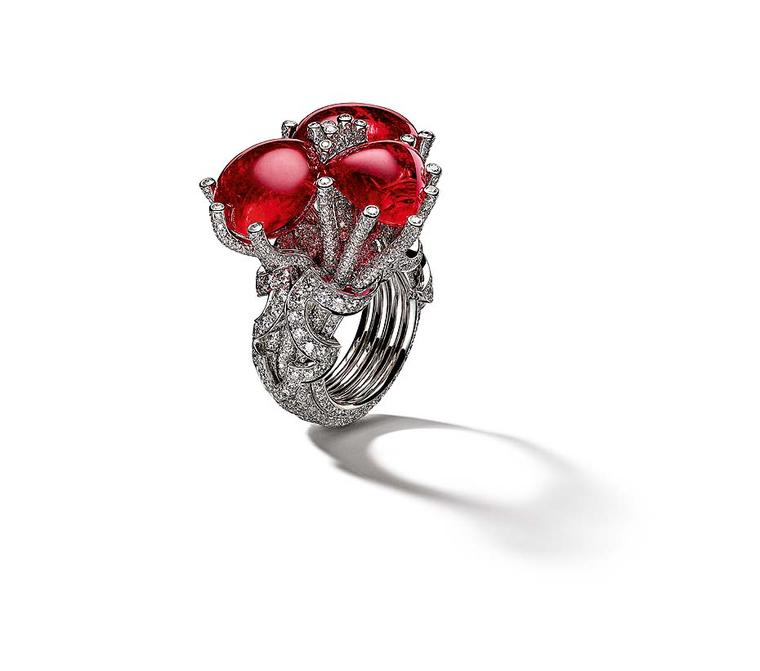 Giampiero Bodino Tesori Del Mare ring in white gold and diamonds, set with three red spinels.